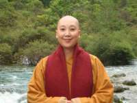 骥子龙文融资租赁（深圳）有限公司