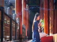 骥子龙文融资租赁（深圳）有限公司